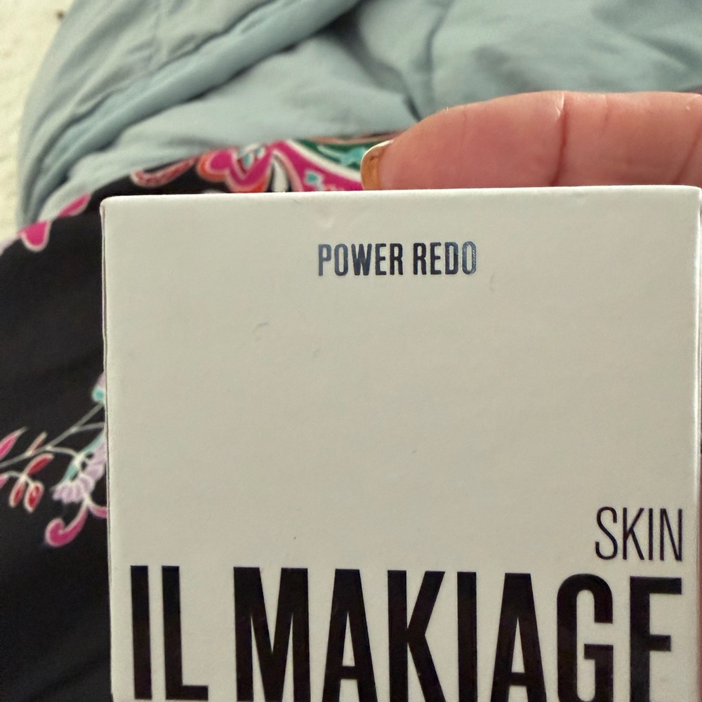 New in Box I’ll MAKIAGE Power Redo